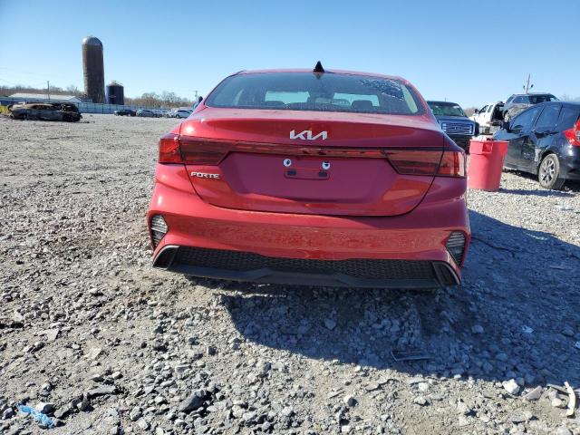 3KPF24AD8RE708353 - 2024 KIA FORTE LX RED photo 6