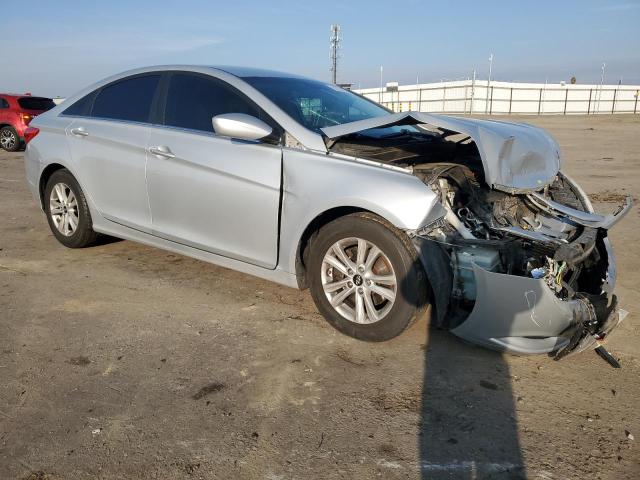 5NPEB4AC2BH082495 - 2011 HYUNDAI SONATA GLS SILVER photo 4