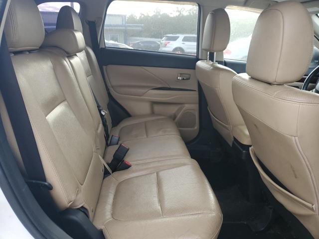 JA4AZ3A36EZ017743 - 2014 MITSUBISHI OUTLANDER SE WHITE photo 11