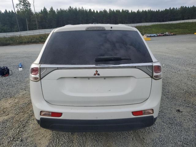 JA4AZ3A36EZ017743 - 2014 MITSUBISHI OUTLANDER SE WHITE photo 6