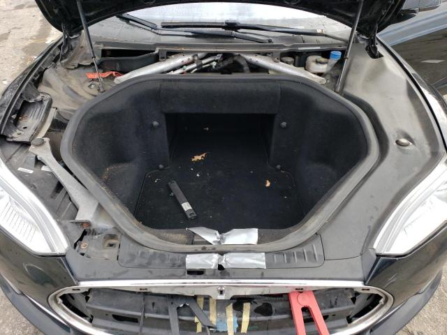 5YJSA1H17EFP56734 - 2014 TESLA MODEL S შავი ფოტო 11