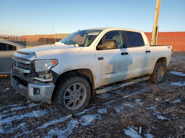 5TFDW5F16HX611182 - 2017 TOYOTA TUNDRA CREWMAX SR5 WHITE photo 1