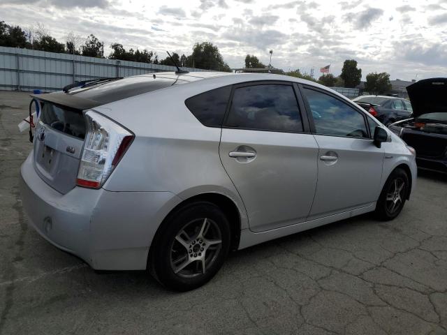 JTDKN3DU1A0042249 - 2010 TOYOTA PRIUS ვერცხლისფერი ფოტო 3