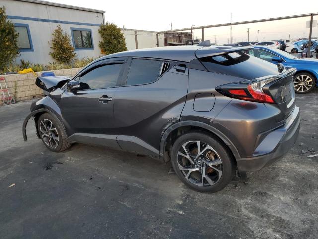 JTNKHMBX6J1010686 - 2018 TOYOTA C-HR XLE GRAY photo 2