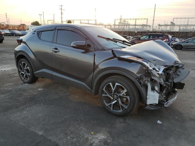 JTNKHMBX6J1010686 - 2018 TOYOTA C-HR XLE GRAY photo 4