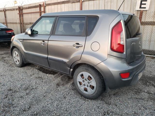 KNDJT2A58D7603017 - 2013 KIA SOUL GRAY photo 2