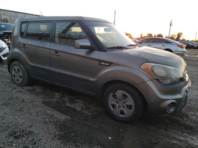 KNDJT2A58D7603017 - 2013 KIA SOUL GRAY photo 4