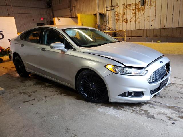 3FA6P0T92GR162597 - 2016 FORD FUSION SE SILVER photo 4