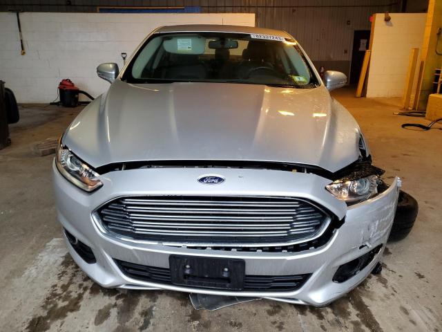 3FA6P0T92GR162597 - 2016 FORD FUSION SE SILVER photo 5