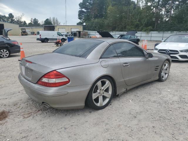 WDBSK75F83F026483 - 2003 MERCEDES-BENZ SL 500R SILVER photo 3