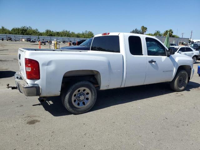2GCEC19C581237714 - 2008 CHEVROLET SILVERADO C1500 თეთრი ფოტო 3