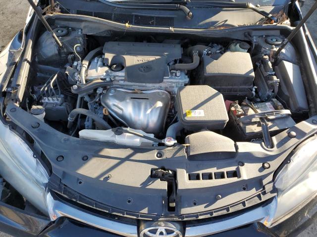 4T1BF1FK5HU365215 - 2017 TOYOTA CAMRY LE GRAY photo 11