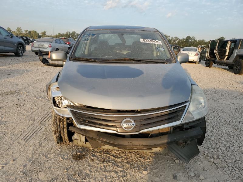 3N1BC1APXAL429669 - 2010 NISSAN VERSA S ნაცრისფერი ფოტო 5