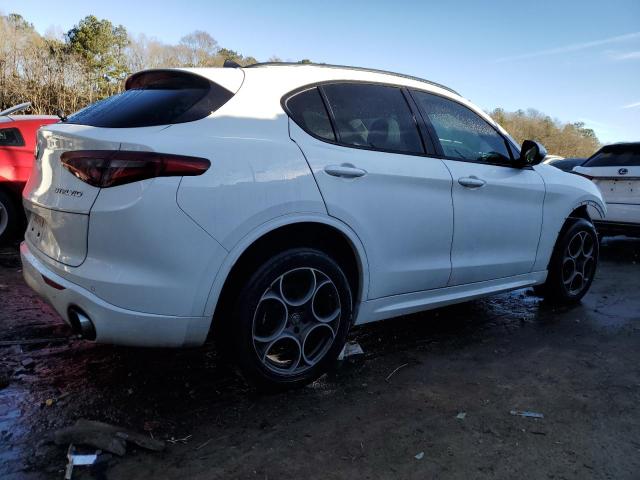 ZASPAJAN7L7C76156 - 2020 ALFA ROMEO STELVIO WHITE photo 3