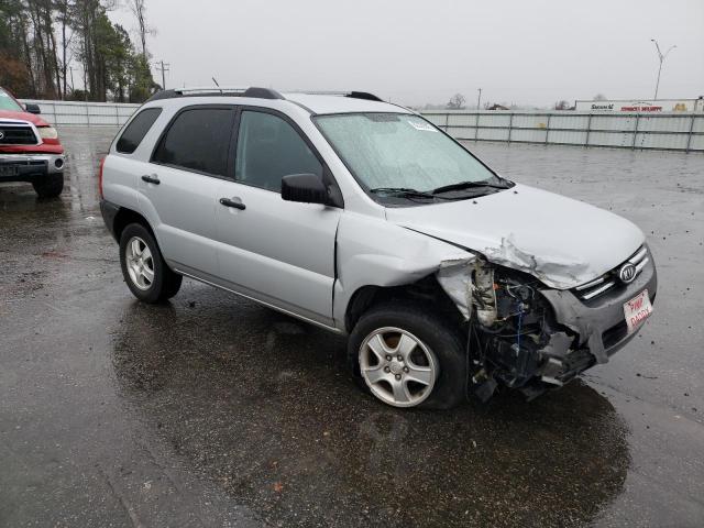 KNDJF724287528623 - 2008 KIA SPORTAGE LX SILVER photo 4