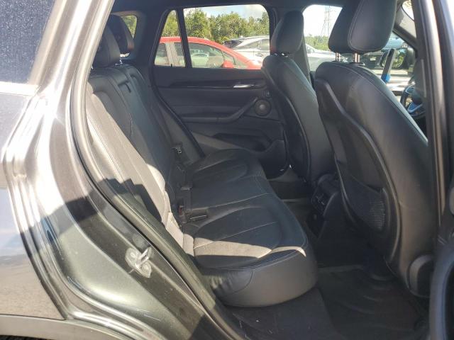 WBXHT3C32H5F73147 - 2017 BMW X1 XDRIVE28I GRAY photo 11