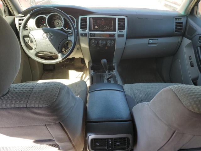 JTEZU14R440042389 - 2004 TOYOTA 4RUNNER SR5 银色 照片 8