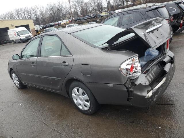 4T1BE32K44U904759 - 2004 TOYOTA CAMRY LE GRAY photo 2