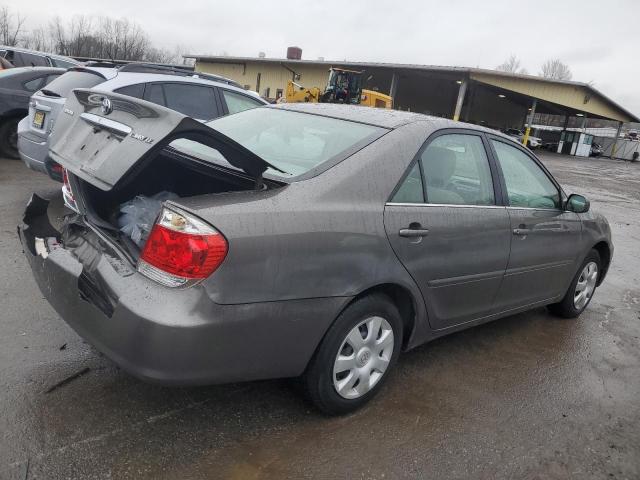 4T1BE32K44U904759 - 2004 TOYOTA CAMRY LE GRAY photo 3