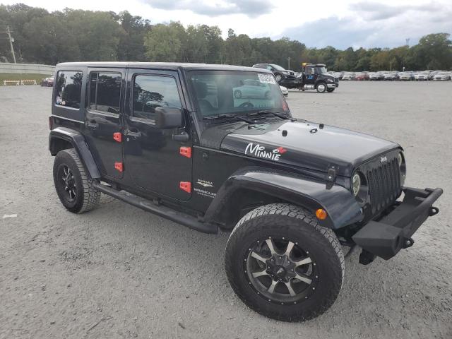 1C4BJWEG6EL262237 - 2014 JEEP WRANGLER U SAHARA 黑色 照片 4