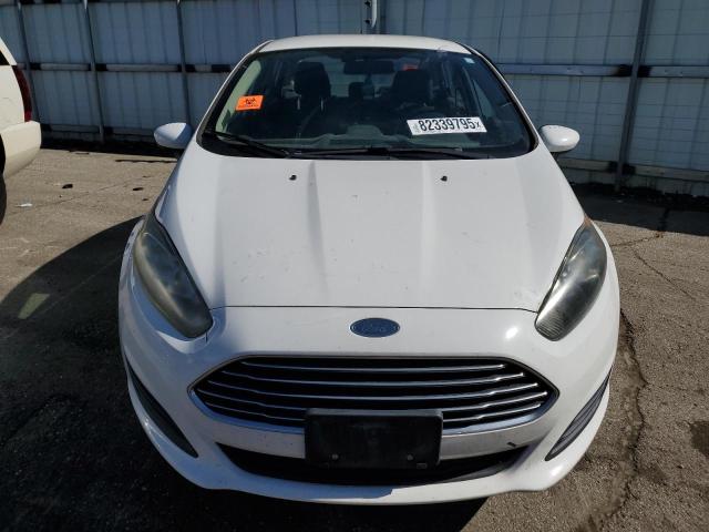 3FADP4BJ8JM136102 - 2019 FORD FIESTA SE Blanc photo 5