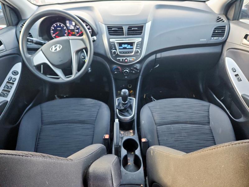 KMHCT5AE0GU237579 - 2016 HYUNDAI ACCENT SE SILVER photo 8