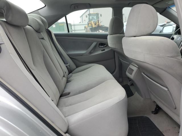 4T1BE46K47U636607 - 2007 TOYOTA CAMRY CE 银色 照片 10
