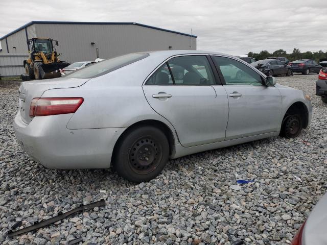 4T1BE46K47U636607 - 2007 TOYOTA CAMRY CE 银色 照片 3