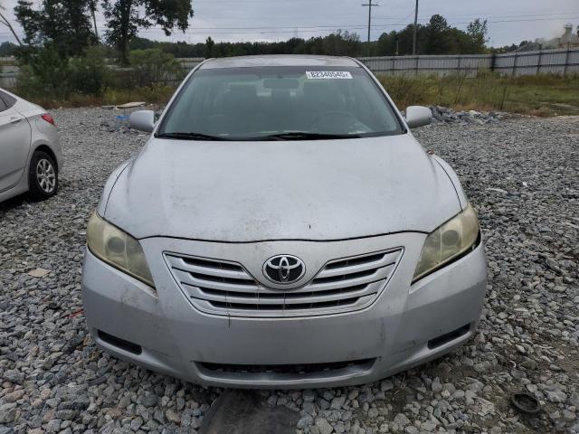 4T1BE46K47U636607 - 2007 TOYOTA CAMRY CE 银色 照片 5