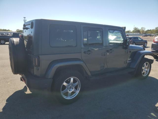 1J4GA591X7L147255 - 2007 JEEP WRANGLER SAHARA CHARCOAL photo 3