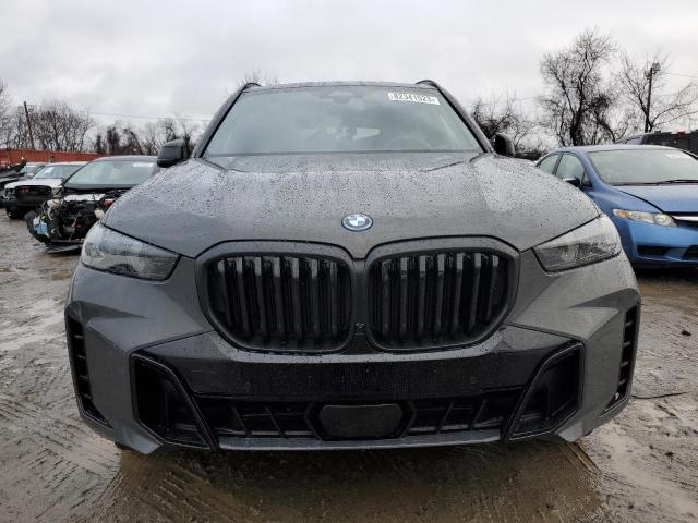 5UX43EU09R9U33999 - 2024 BMW X5 XDRIVE50E GRAY photo 5