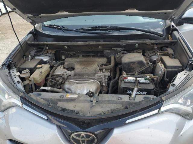 2T3WFREV9HW364524 - 2017 TOYOTA RAV4 XLE ვერცხლისფერი ფოტო 12