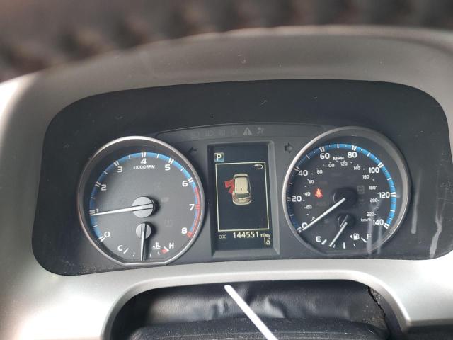 2T3WFREV9HW364524 - 2017 TOYOTA RAV4 XLE ვერცხლისფერი ფოტო 9