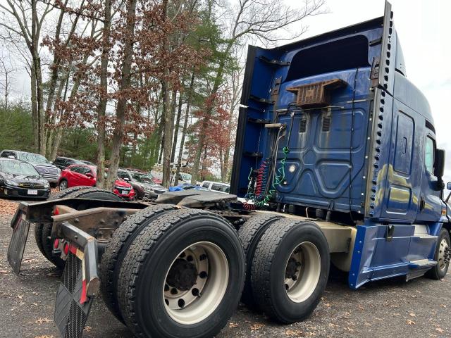 1FUJGHDV2GLGN7634 - 2016 FREIGHTLINER CASCADIA 1 BLUE photo 4