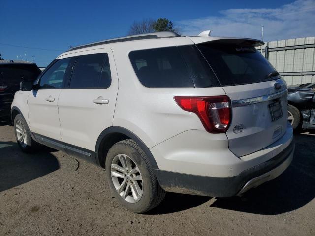 1FM5K7DH1HGB43675 - 2017 FORD EXPLORER XLT WHITE photo 2