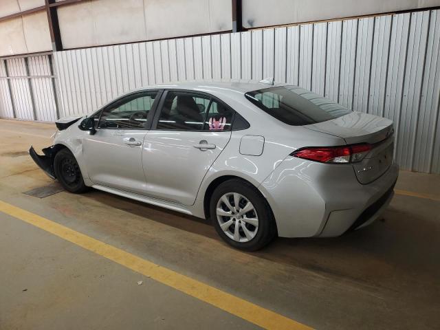 5YFEPMAE9NP298418 - 2022 TOYOTA COROLLA LE Күміс фото 2