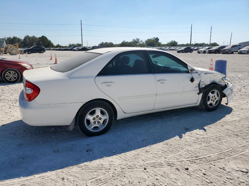 4T1BE30K12U010878 - 2002 TOYOTA CAMRY LE WHITE photo 3