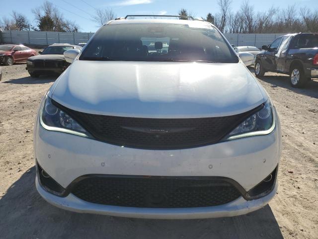 2C4RC1GG2JR158225 - 2018 CHRYSLER PACIFICA LIMITED WHITE photo 5