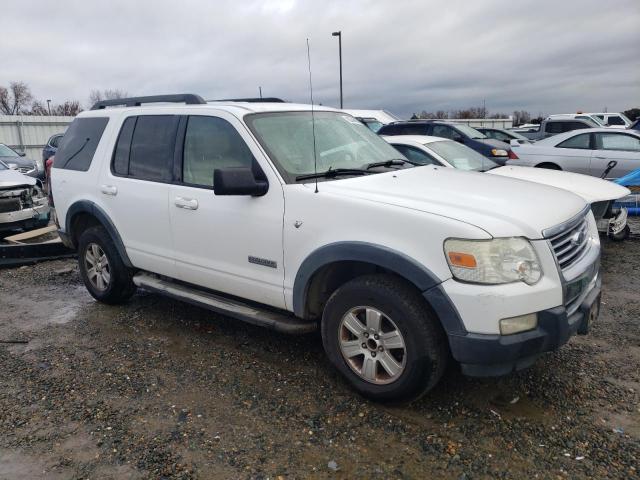1FMEU63807UB23214 - 2007 FORD EXPLORER XLT WHITE photo 4