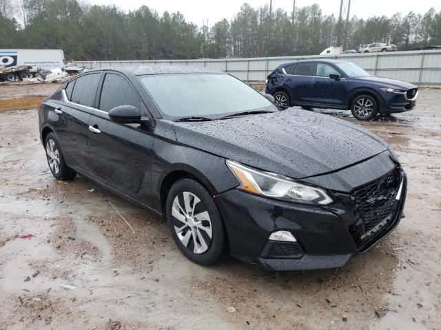 1N4BL4BV4LC136639 - 2020 NISSAN ALTIMA S BLACK photo 4