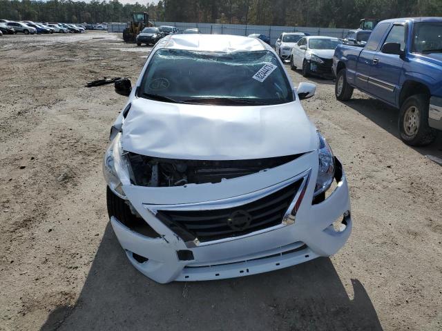 3N1CN7AP9FL960063 - 2015 NISSAN VERSA S WHITE photo 5