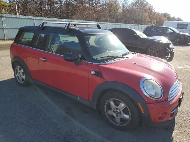 WMWZF3C54BTX82073 - 2011 MINI COOPER CLUBMAN RED photo 4