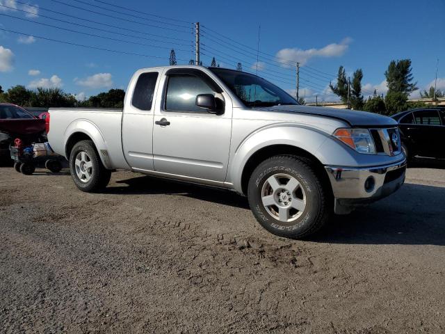 1N6AD06U47C448816 - 2007 NISSAN FRONTIER KING CAB LE SILVER photo 4
