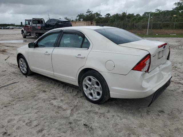 3FAHP0HA6BR316314 - 2011 FORD FUSION SE WHITE photo 2