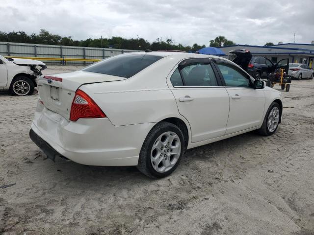 3FAHP0HA6BR316314 - 2011 FORD FUSION SE WHITE photo 3