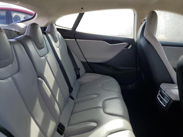 5YJSA1CN0DFP20456 - 2013 TESLA MODEL S ვერცხლისფერი ფოტო 10