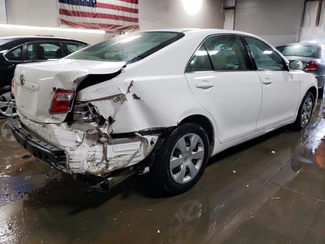 4T1BE46K37U565688 - 2007 TOYOTA CAMRY CE WHITE photo 3