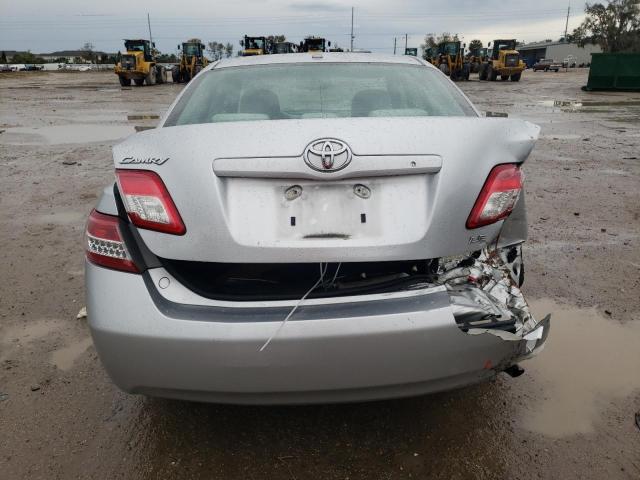 4T1BF3EK6AU025543 - 2010 TOYOTA CAMRY BASE SILVER photo 6