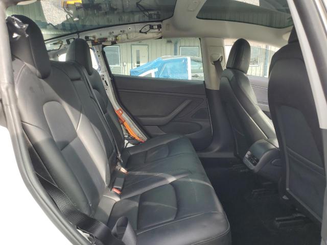 5YJ3E1EB3KF510720 - 2019 TESLA MODEL 3 Weiß Foto 10