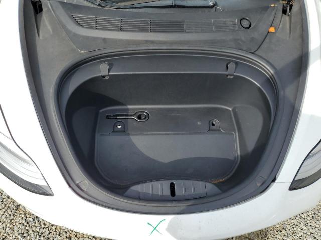 5YJ3E1EB3KF510720 - 2019 TESLA MODEL 3 Weiß Foto 11